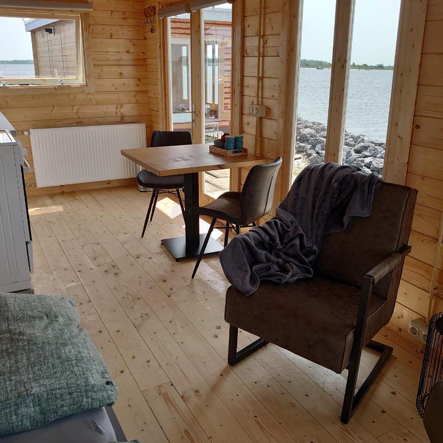 Waterhuisjes Op De Pier Van Lauwersmeerplezier! Lauwersoog Esterno foto